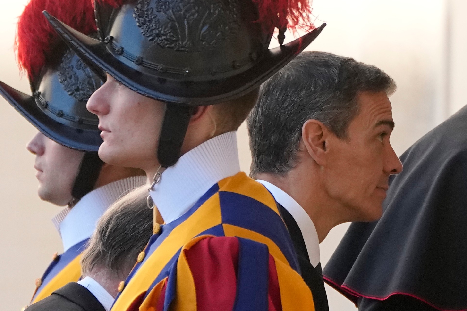 sanchez une bonne entente avec le pape sur la question des migrants il sinteresse a notre politique