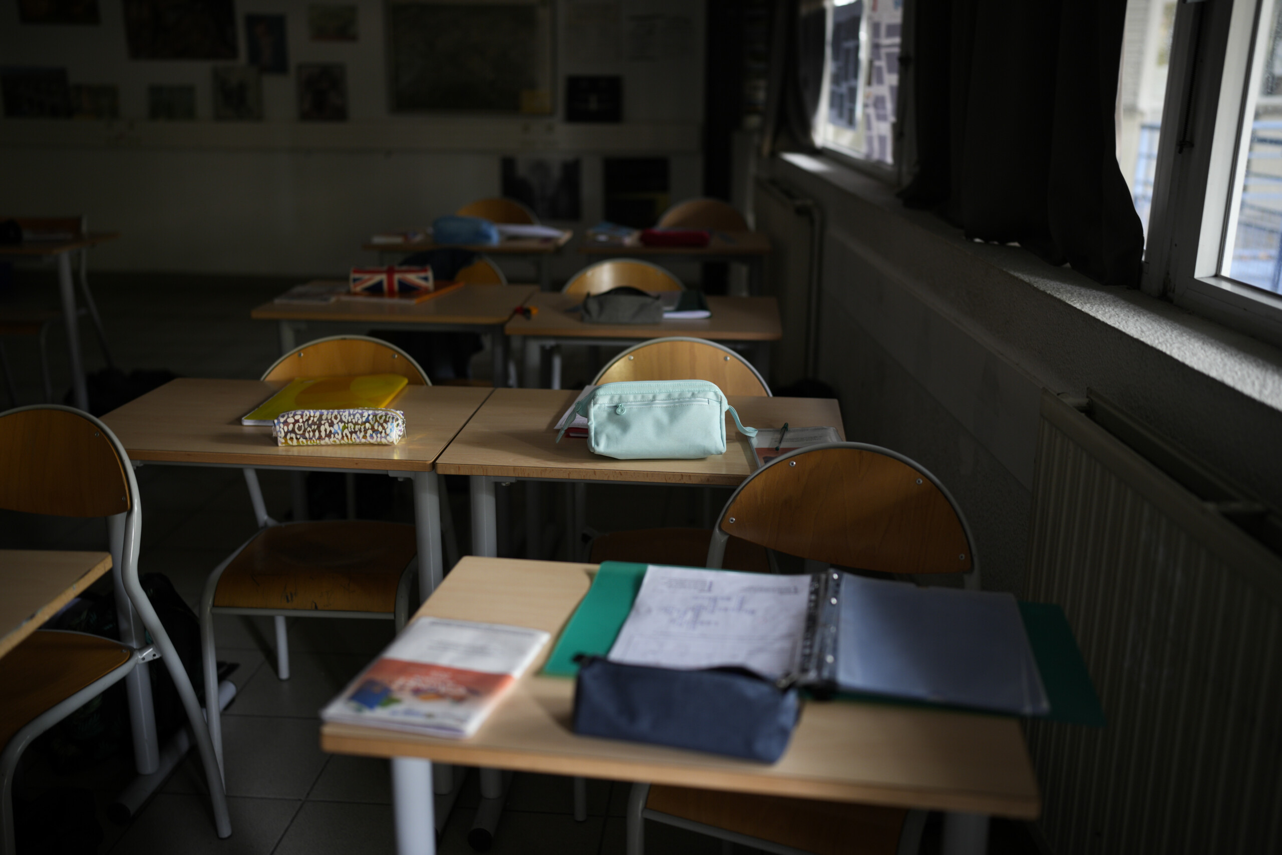 Canicule : 53 °C enregistrés dans les couloirs, fermeture d'une école primaire en France 1 canicule 53 c enregistres dans les couloirs fermeture dune ecole primaire en france scaled