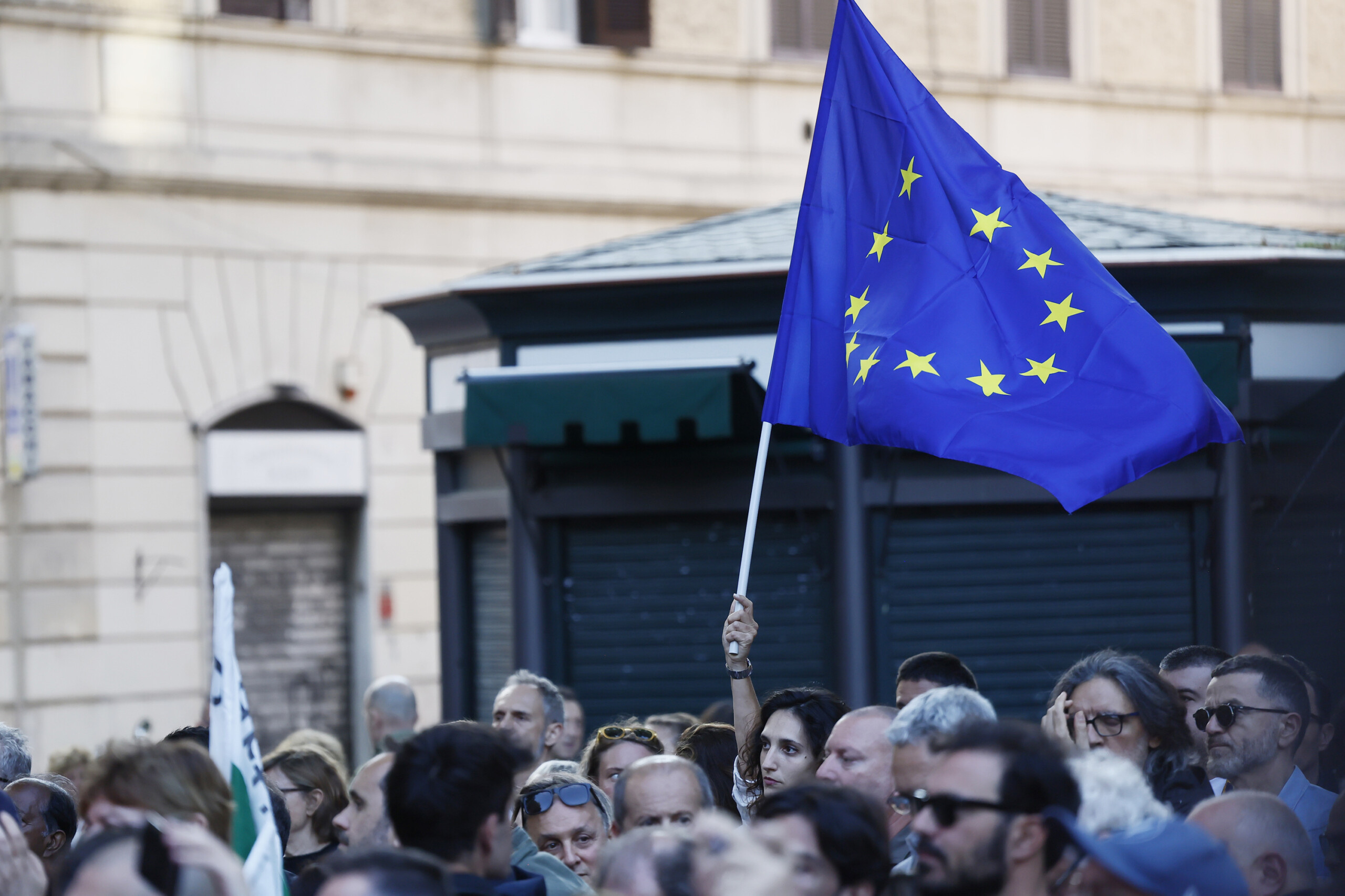 Énergie, régions de l'UE : « Les fonds de cohésion ne sont pas des distributeurs automatiques d'argent d'urgence » 1 energie regions de lue les fonds de cohesion ne sont pas des distributeurs automatiques dargent durgence scaled