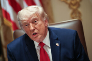 iran nyt la reunion dans la situation room sest achevee trump na pas encore pris de decision