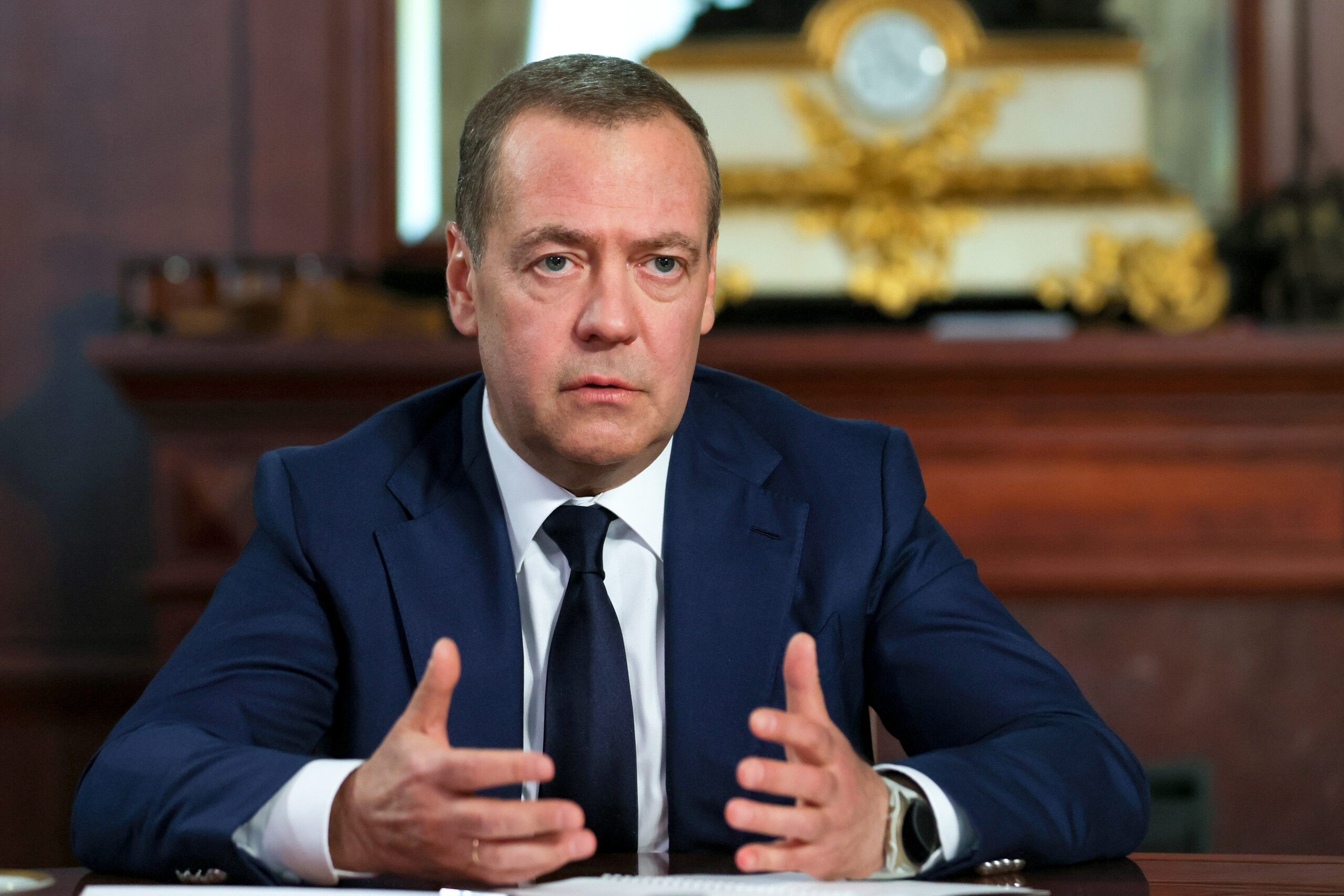 russie medvedev que les europeens soient vigilants le temps de la tranquillite est revolu scaled