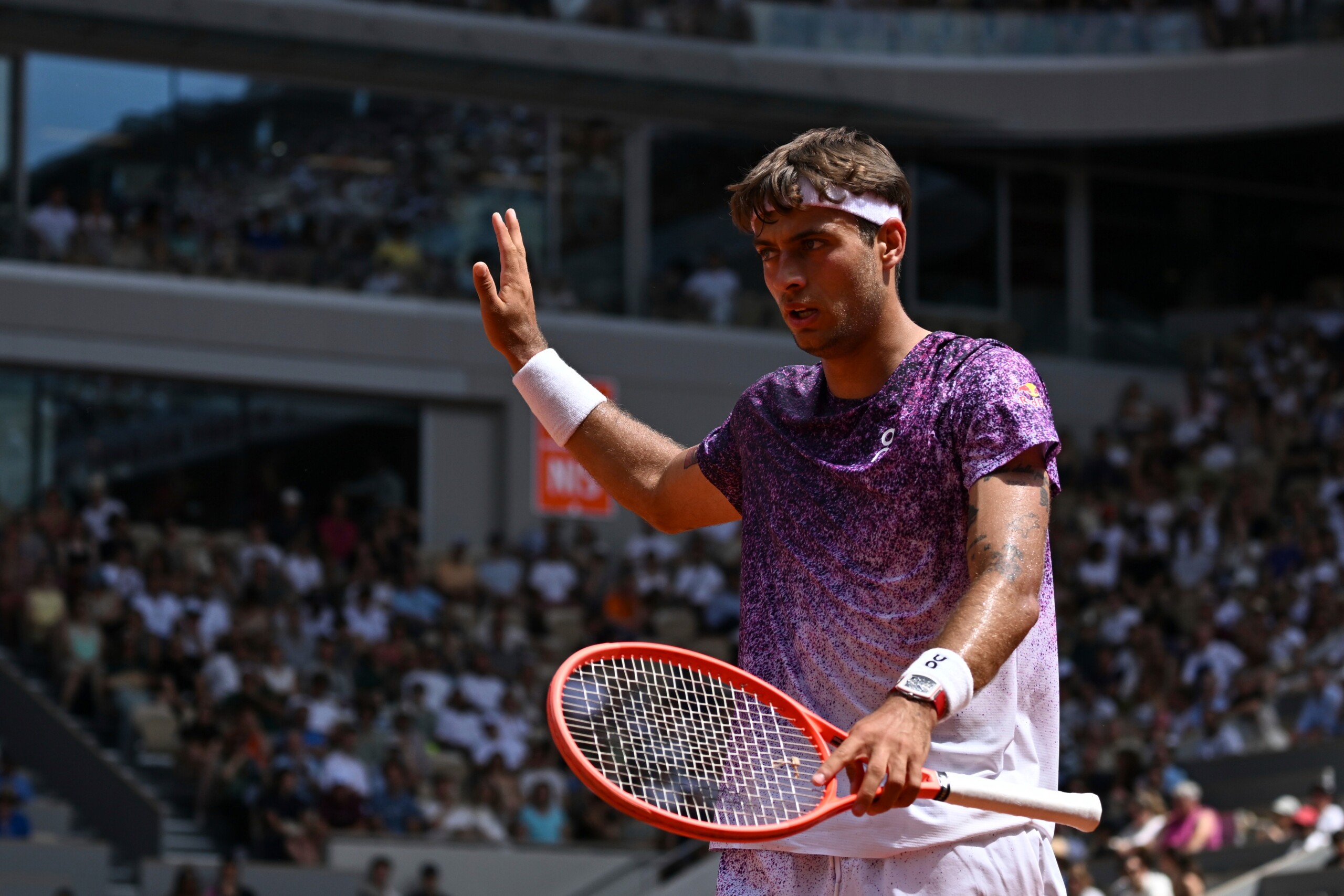 roland garros cobolli bat tien en trois sets et file en huitiemes de finale scaled