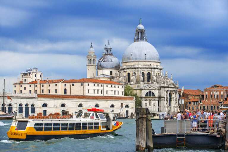 2 juin coldiretti un italien sur deux part pour le pont