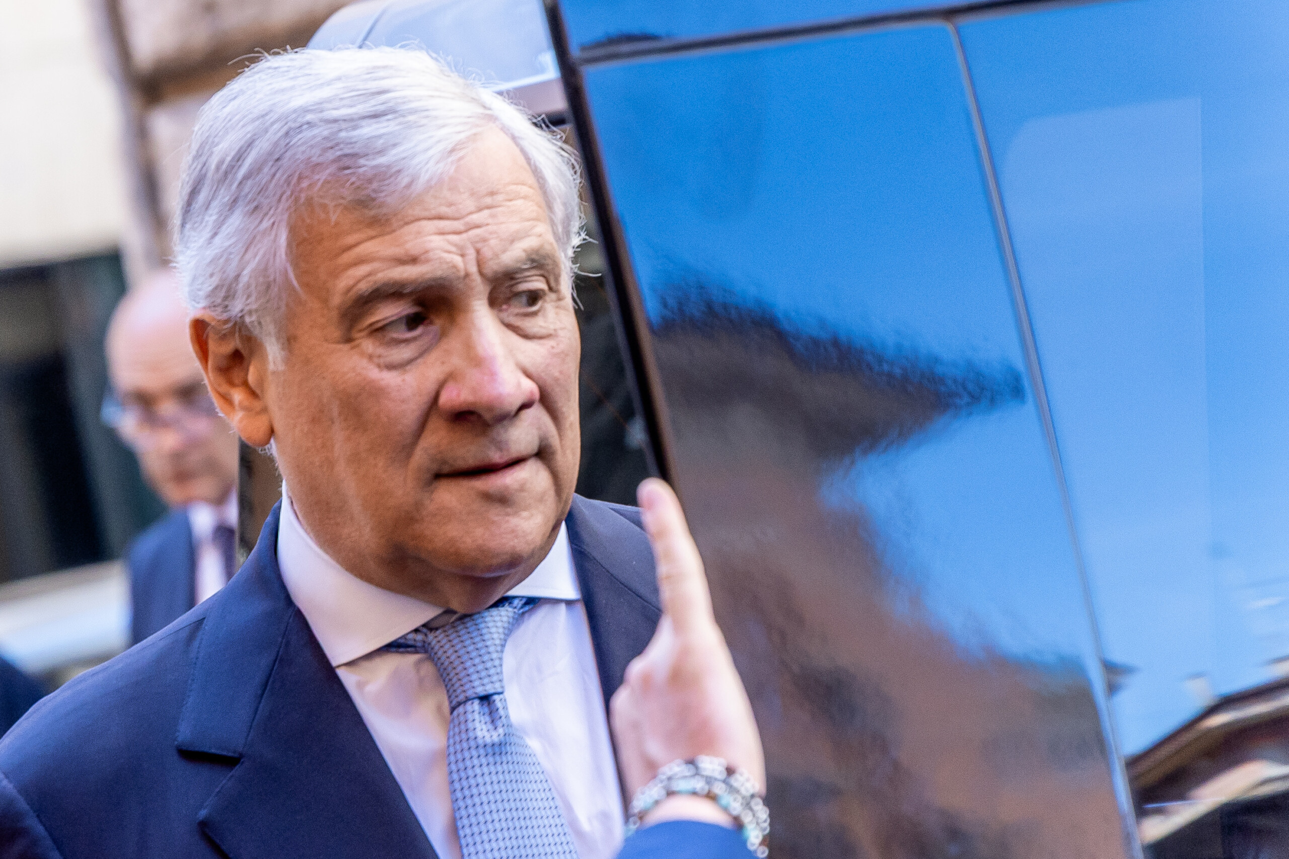 ebola tajani en italie nous ne devons pas nous inquieter mais nous mobiliser scaled