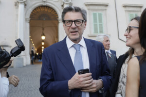 carburants giorgetti nous interviendrons par decret ministeriel concernant la reduction des accises