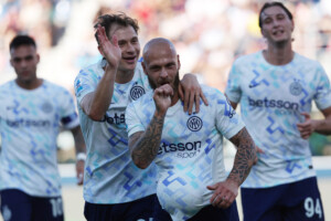 serie a linter debute contre monza naples a genes et la juve a frosinone