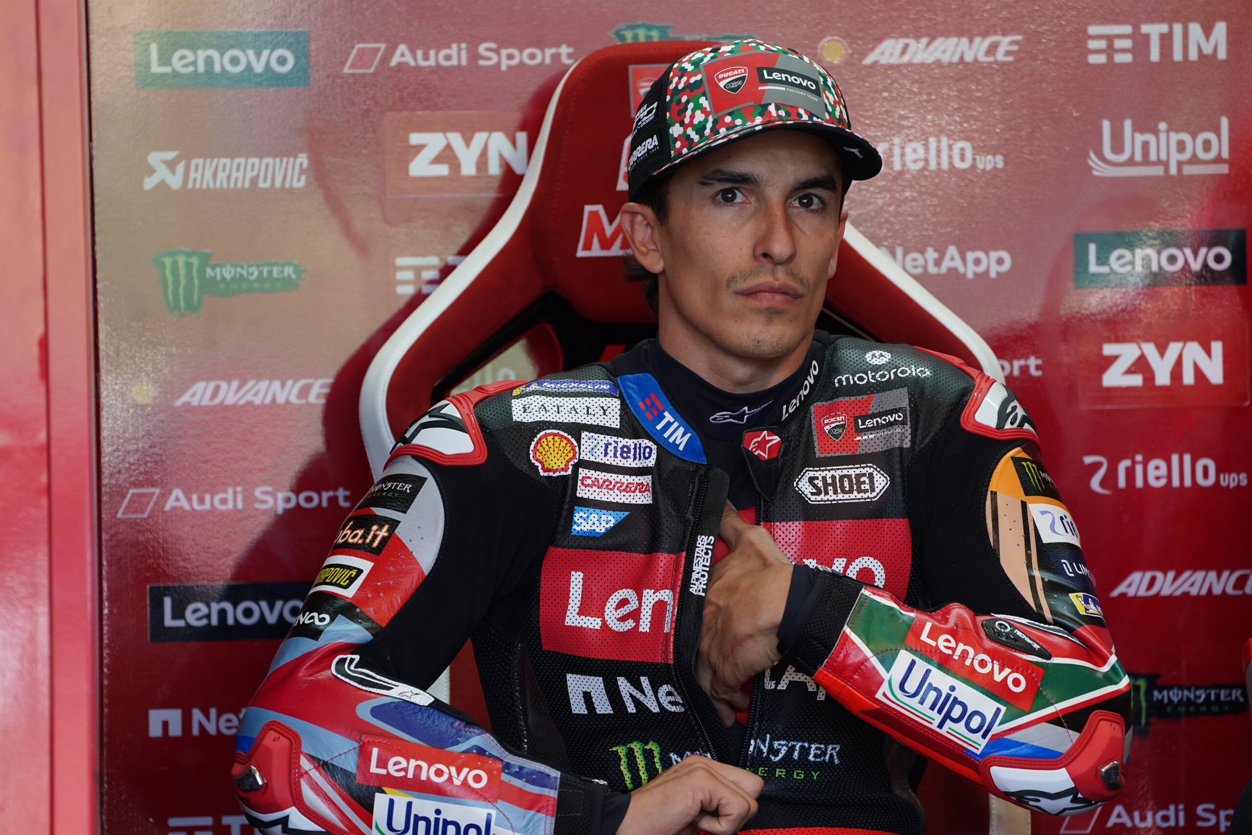 grand prix de hongrie marquez en pole position avec ducati bezzecchi 6e scaled