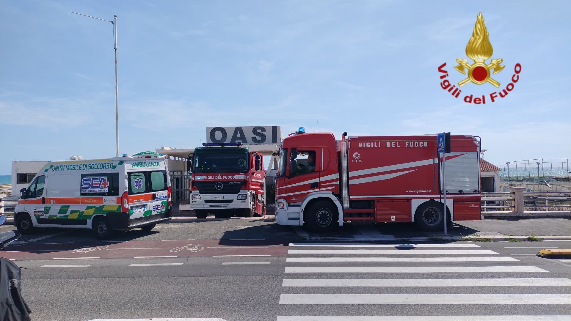rome letablissement balneaire oasi a ostie en flammes la piste criminelle nest pas