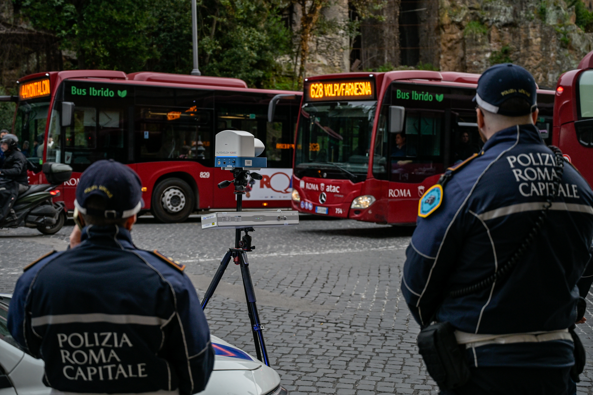 code de la route codacons le decret sur les radars arrive avec un enorme retard