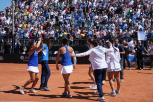 tennis finales de la bjk cup litalie debute contre la chine