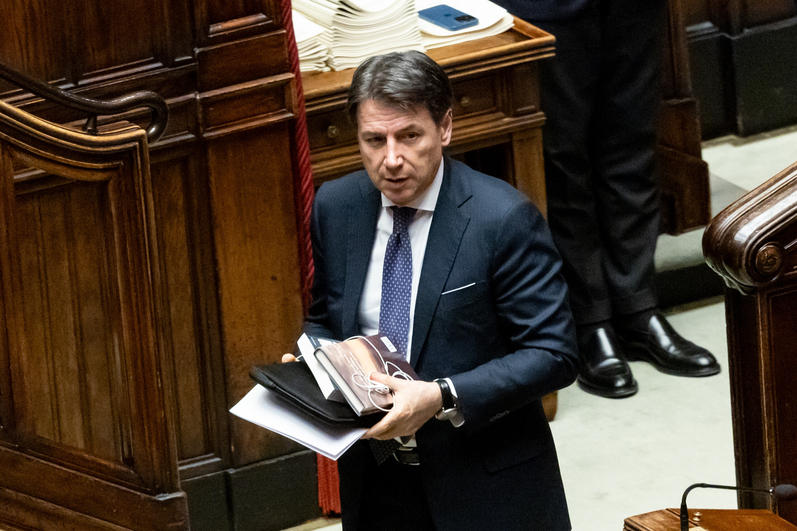 UE, Conte : « Meloni s'est enfuie à la manière de Schettino, qu'elle ne fasse pas la victime » 1 ue conte meloni sest enfuie a la maniere de schettino quelle ne fasse pas la victime scaled
